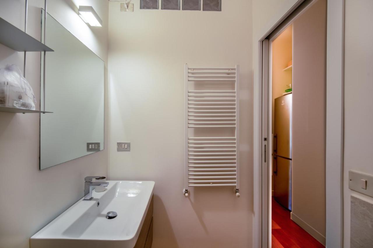 Easylife - Luminoso Bilocale In Zona Garibaldi Apartamento Milão Exterior foto